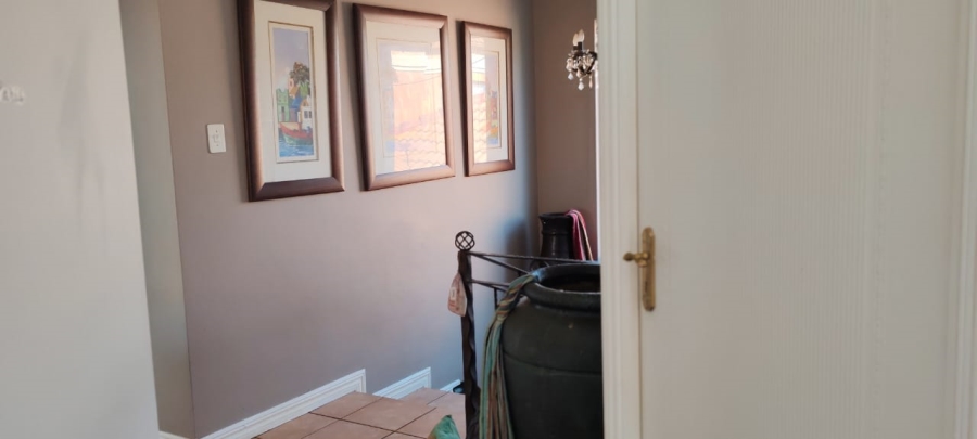 4 Bedroom Property for Sale in Melodie North West